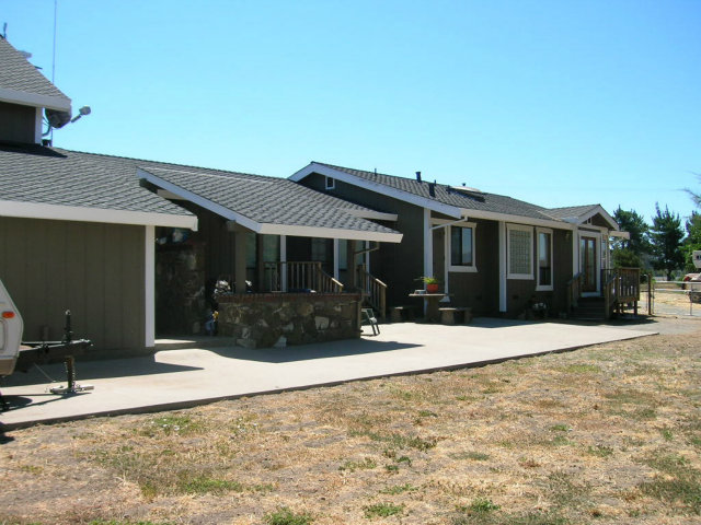 301 Dooling Road Hollister, CA 95023 - Photo 3 of 13 Gallery Image 3