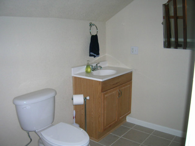 301 Dooling Road Hollister, CA 95023 - Photo 9 of 13 Gallery Image 9