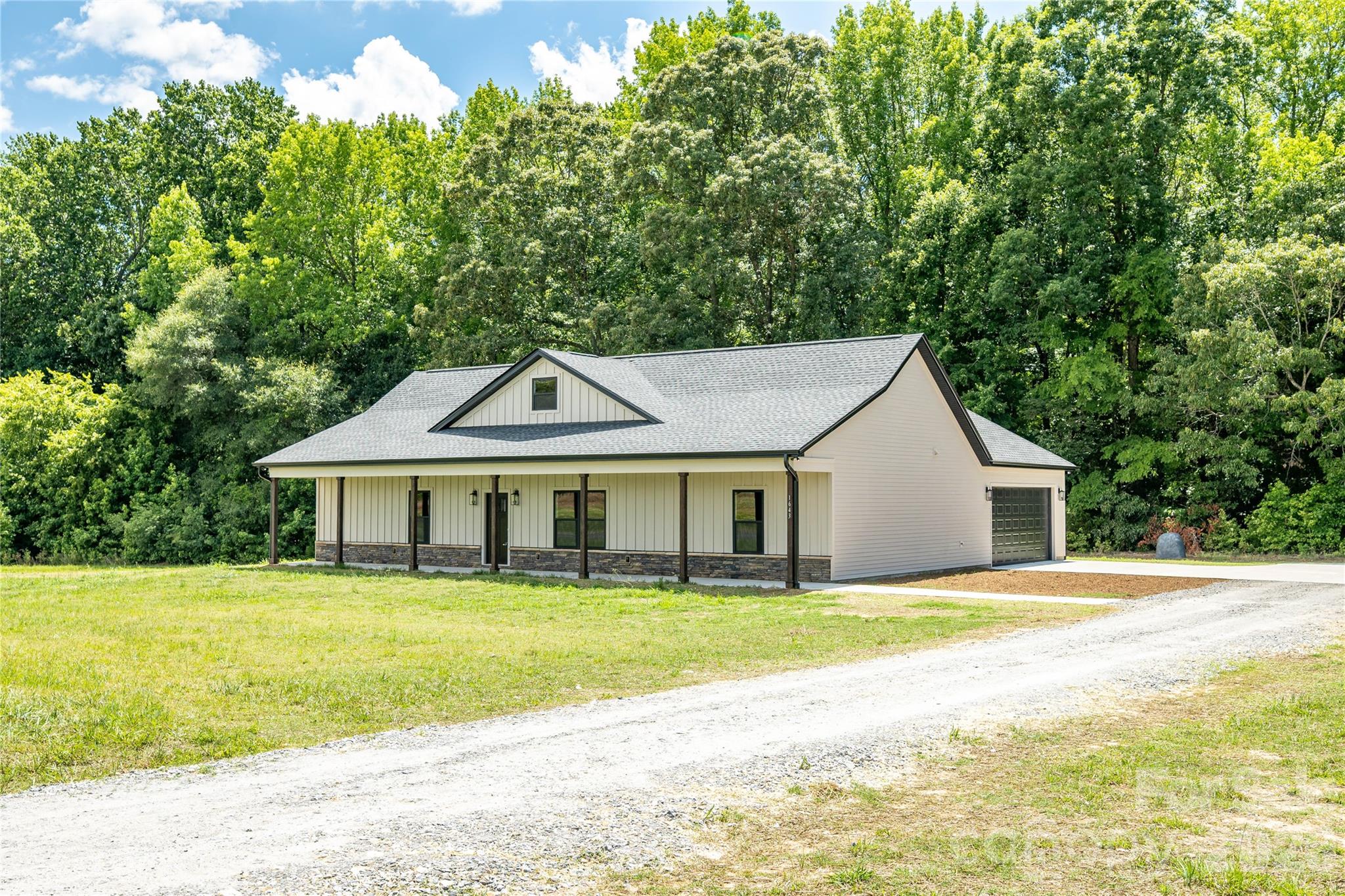 1643 Beamguard Road Clover, SC 29710 - Photo 21 of 32