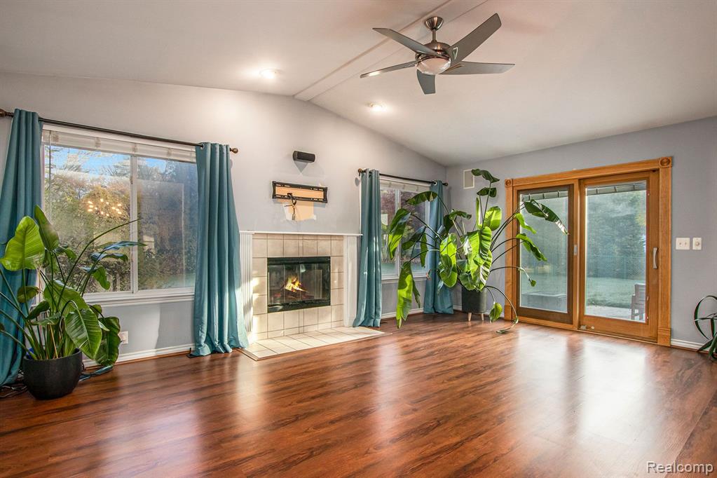 1960 Grace Avenue Rochester Hills, MI 48309 - Photo 8 of 35