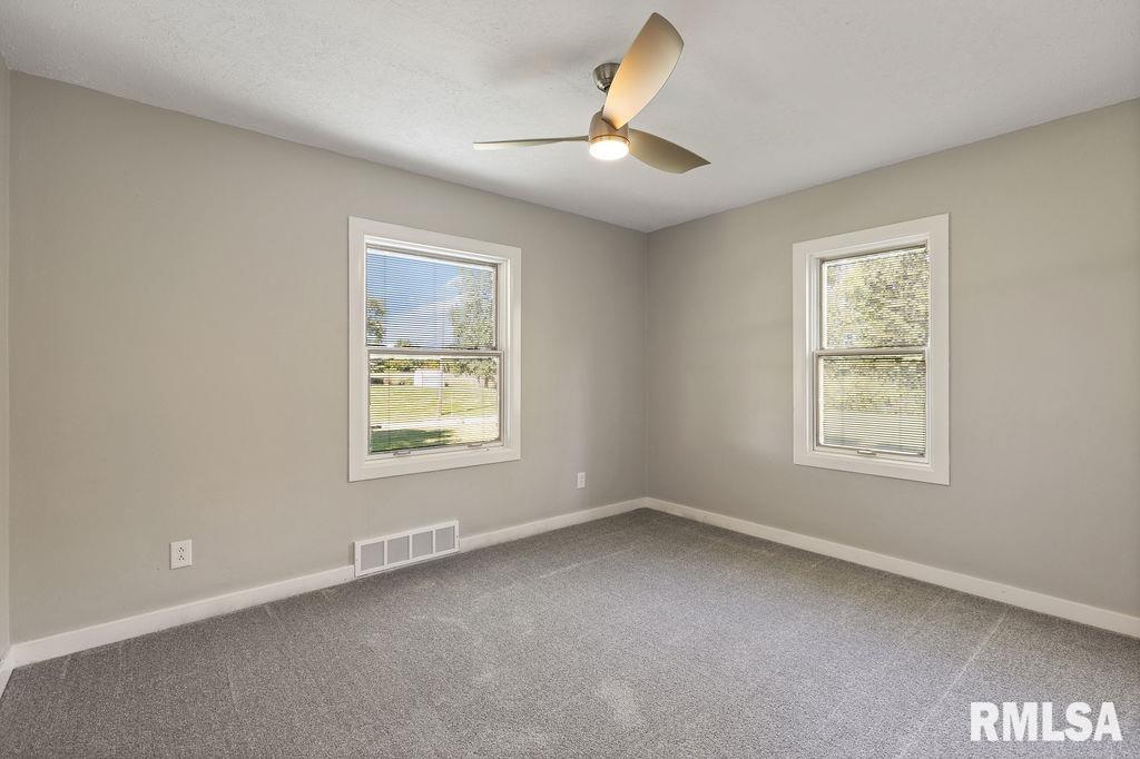 4406 Columbus Road Quincy, IL 62305 - Photo 15 of 23 Gallery Image 15