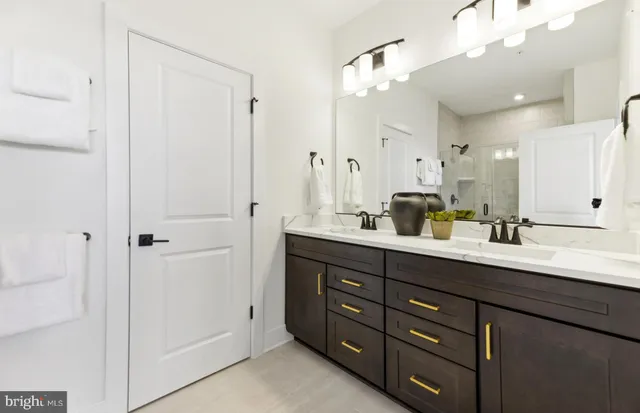 $782,365 | 19814 Lavender Dust Square, Ashburn, VA 20147