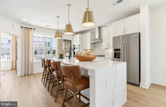 $782,365 | 19814 Lavender Dust Square, Ashburn, VA 20147