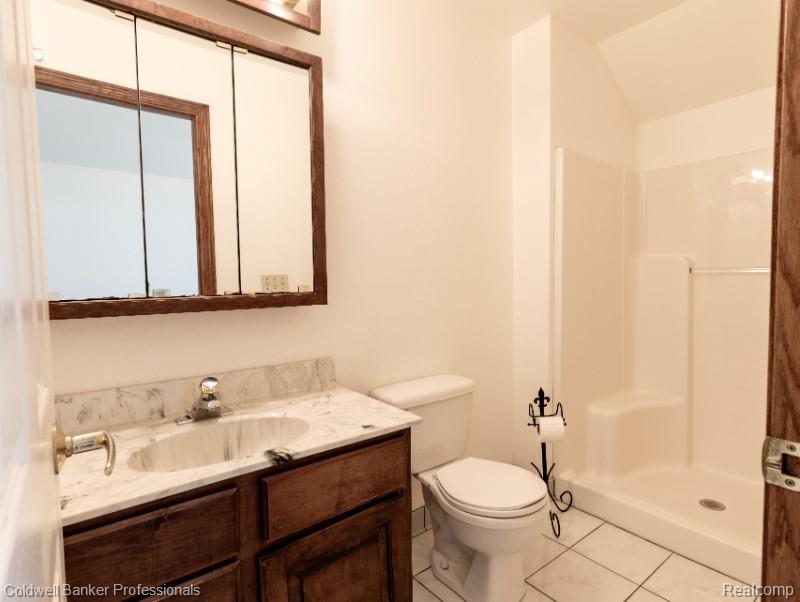 11171 Lapeer Road Davison, MI 48423 - Photo 21 of 42