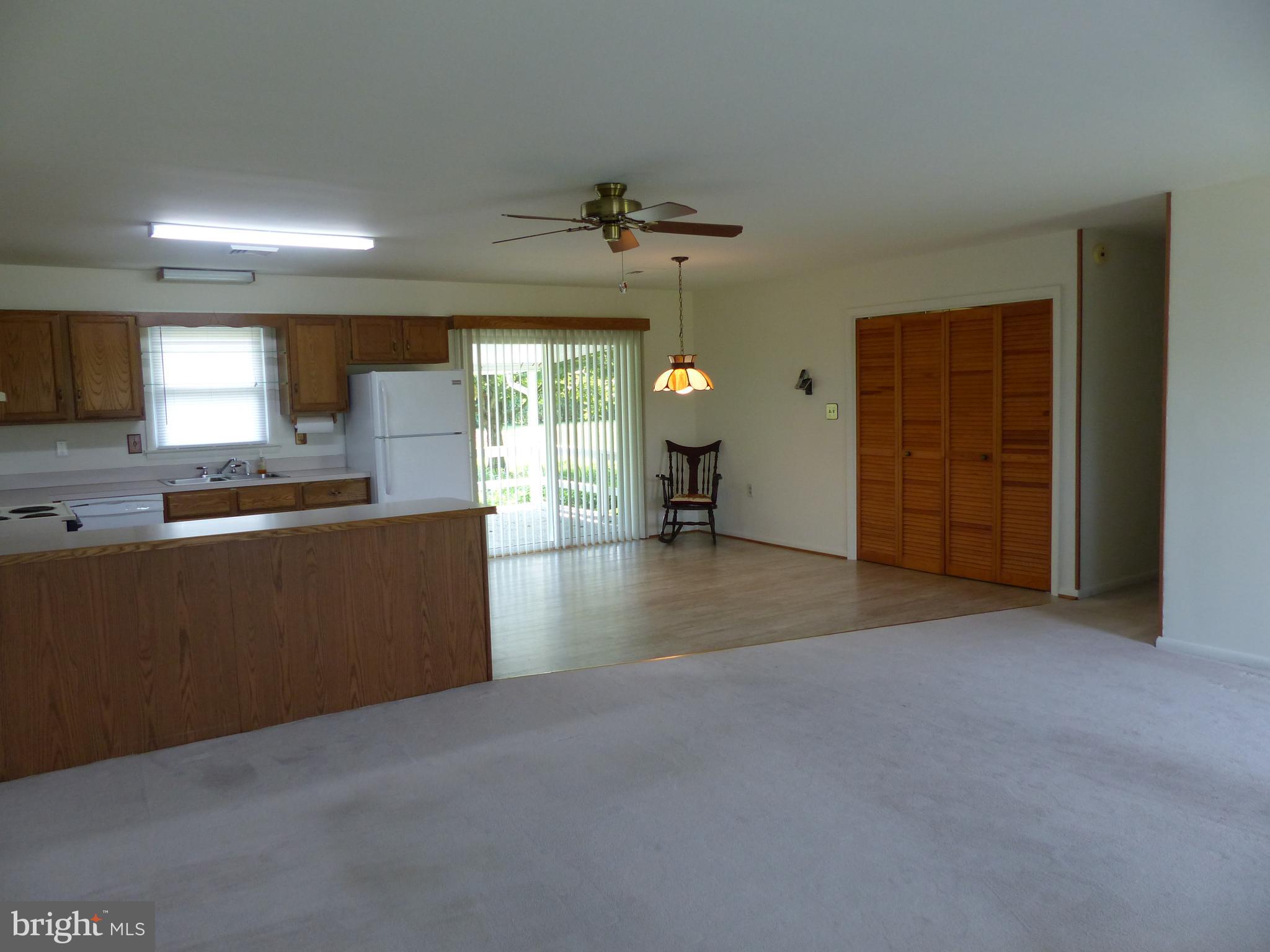 107 Slaughter Station Road Hartly, DE 19953 - Photo 4 of 18 Kitchen/dining