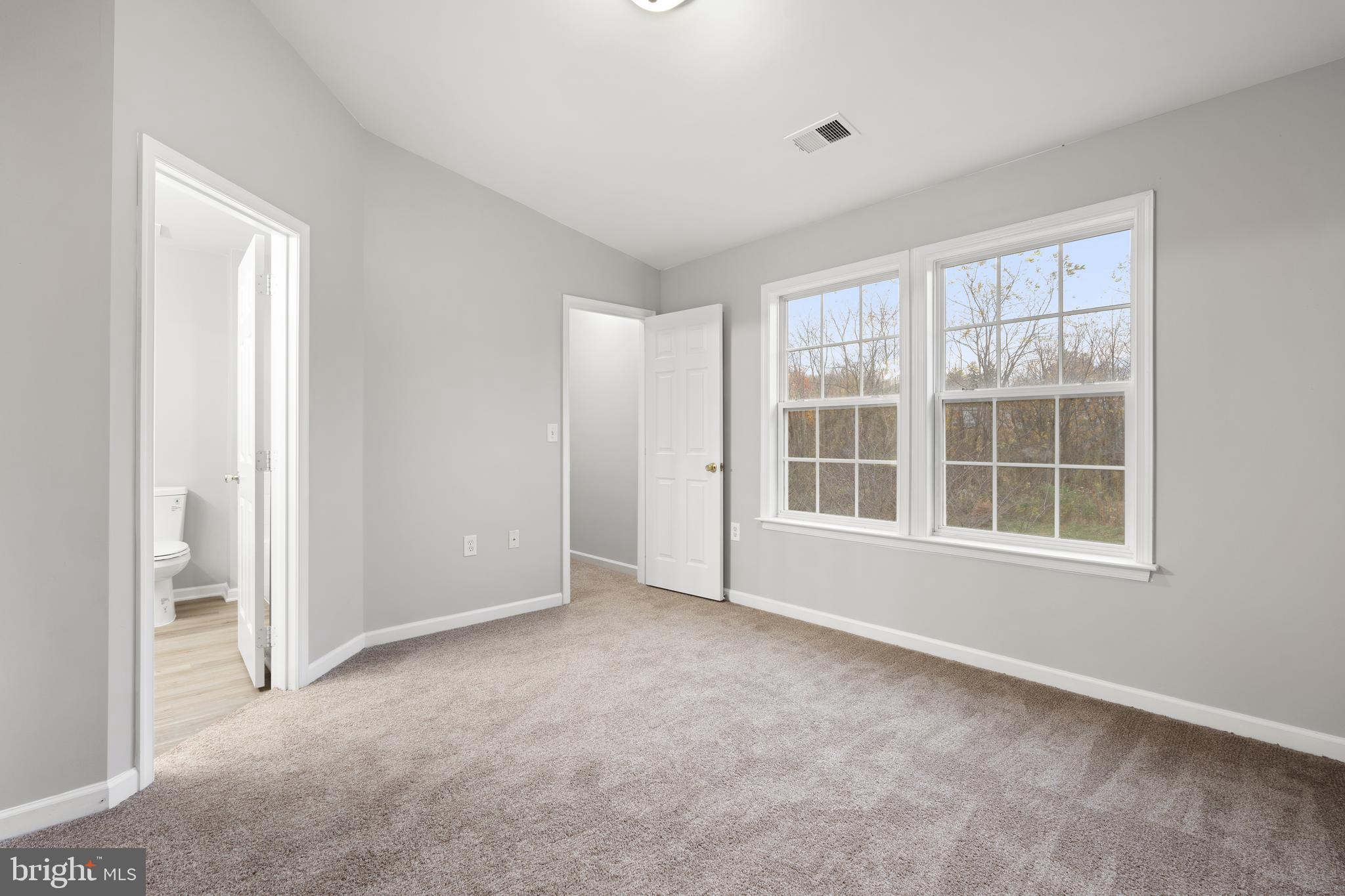 219 Rumbling Rock Road Hedgesville, WV 25427 - Photo 20 of 39 Primary Bedroom