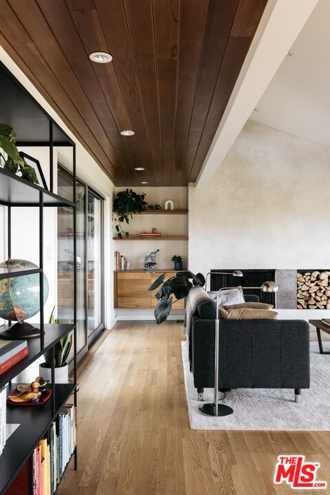 31 Silver Spring Drive Rolling Hills Estates, CA 90274 - Photo 8 of 46 a view of a livingroom with furniture and a rug