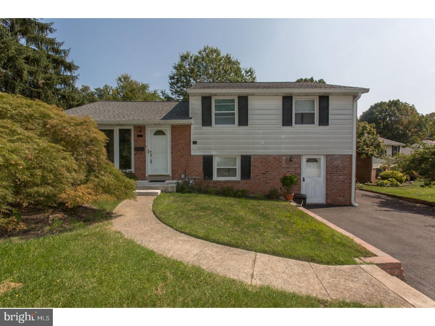 801 Rhoads Drive Springfield, PA 19064 - Photo 1 of 24 Exterior