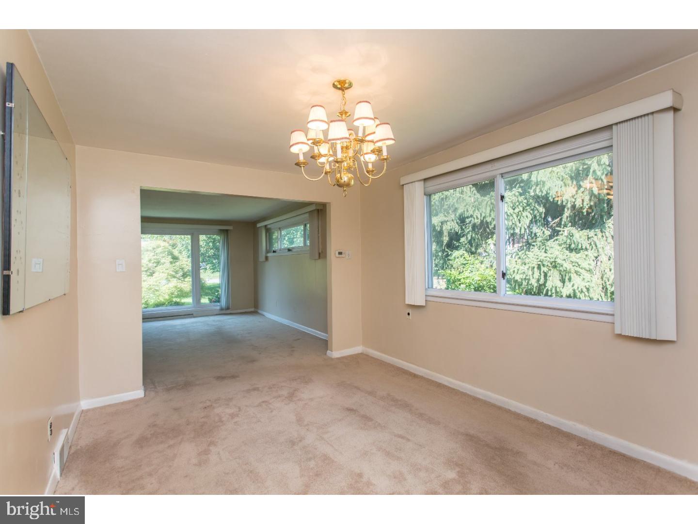 801 Rhoads Drive Springfield, PA 19064 - Photo 6 of 24 Dining Room