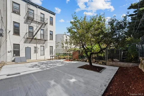 $2,329,000 | 180 Sumpter Street, Unit 5 FAM | Bedford-Stuyvesant