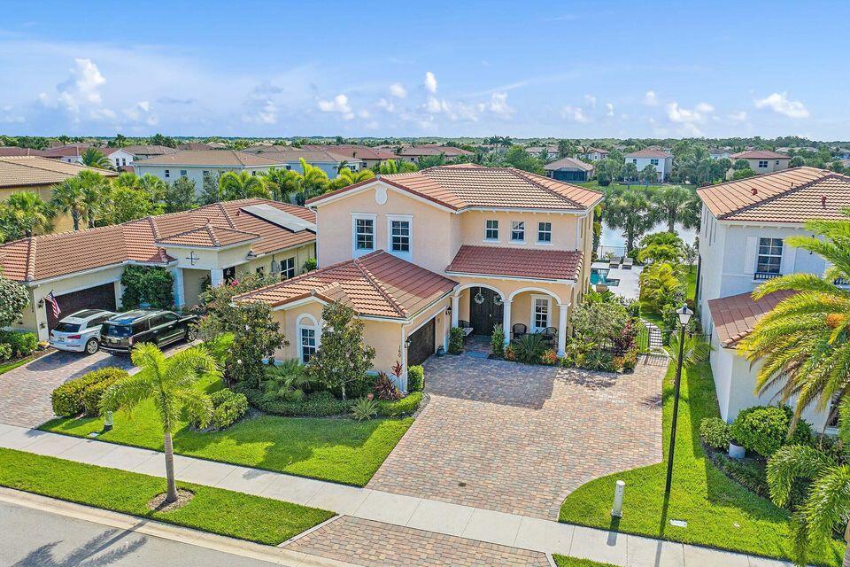160 Rudder Cay Way Jupiter, FL 33458 - Photo 3 of 47 20230827055519227648000000-o