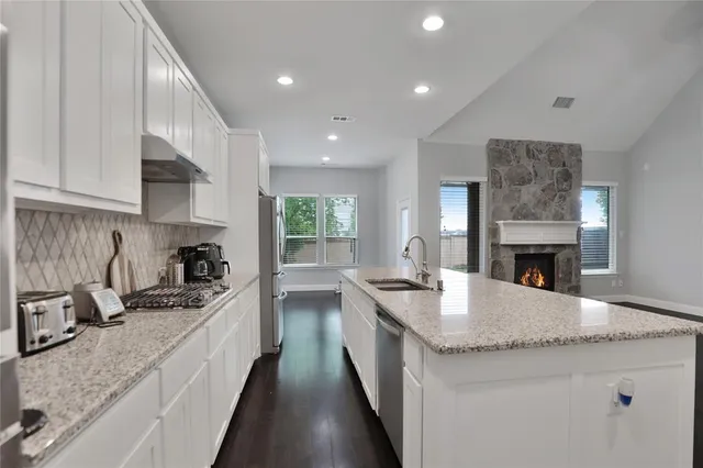 $549,000 | 925 Spring Falls Drive, McKinney, TX 75071