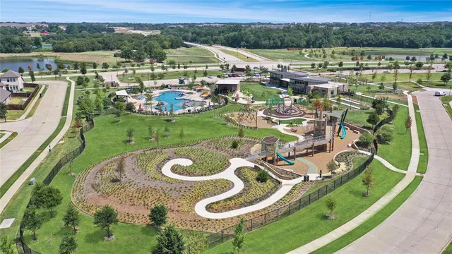 $549,000 | 925 Spring Falls Drive, McKinney, TX 75071