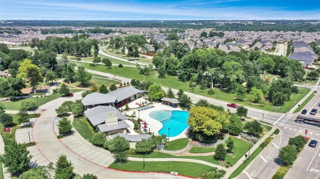 $549,000 | 925 Spring Falls Drive, McKinney, TX 75071