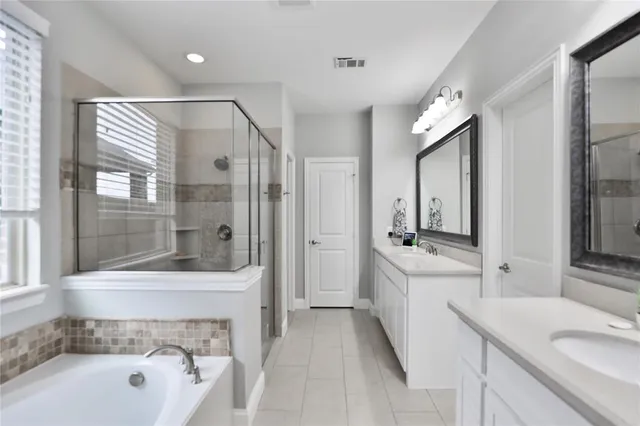 $549,000 | 925 Spring Falls Drive, McKinney, TX 75071