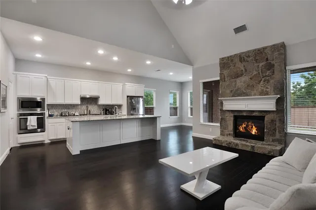 $549,000 | 925 Spring Falls Drive, McKinney, TX 75071