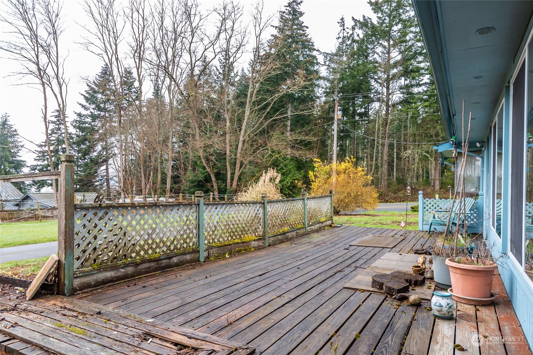 7765 Cultus Bay Road Clinton, WA 98236 - Photo 7 of 40 Gallery Image 7
