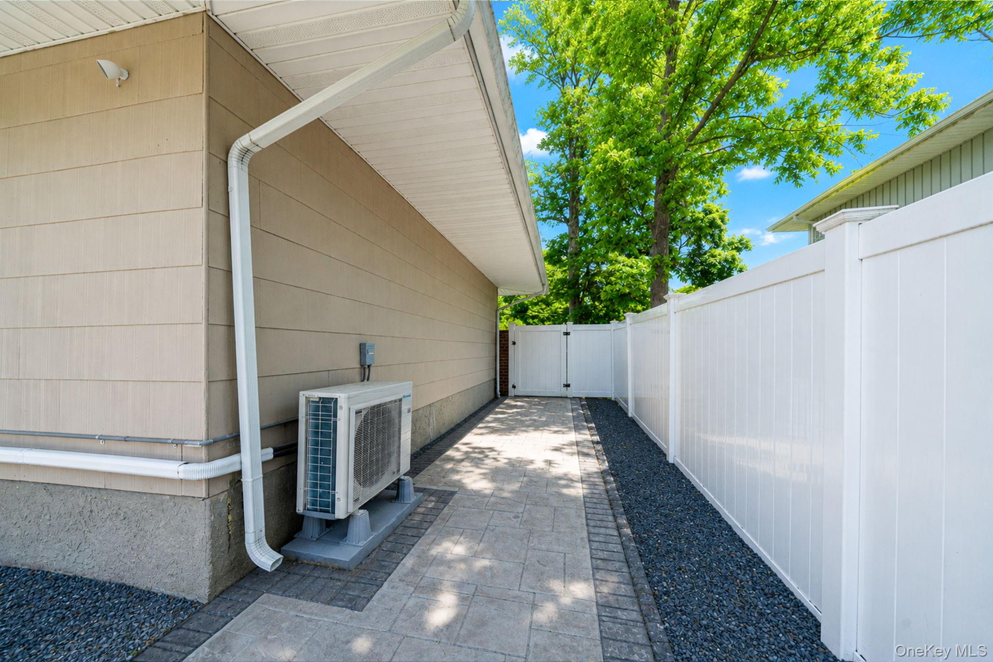 156 Wicks Road Commack, NY 11725 - Photo 30 of 35