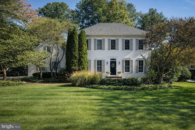 $875,000 | 200 Kent Avenue, Fredericksburg, VA 22405