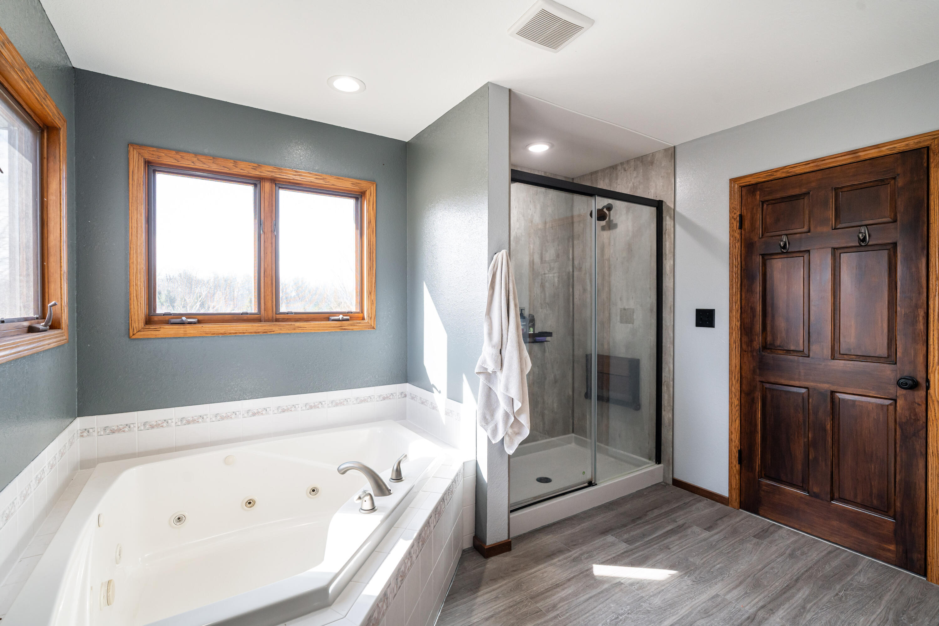 5290 Fawn Trail Addison, WI 53027 - Photo 22 of 56 Primary suite