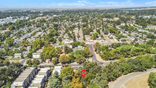 an aerial view of multiple house