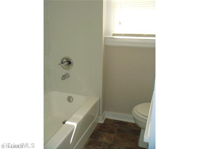 614 South Franklin Road Mount Airy, NC 27030 - Photo 10 of 10 Bath.