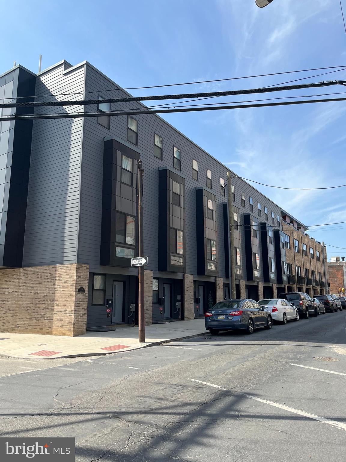 428 Master Street, Unit B Philadelphia, PA 19122 - Photo 5 of 5