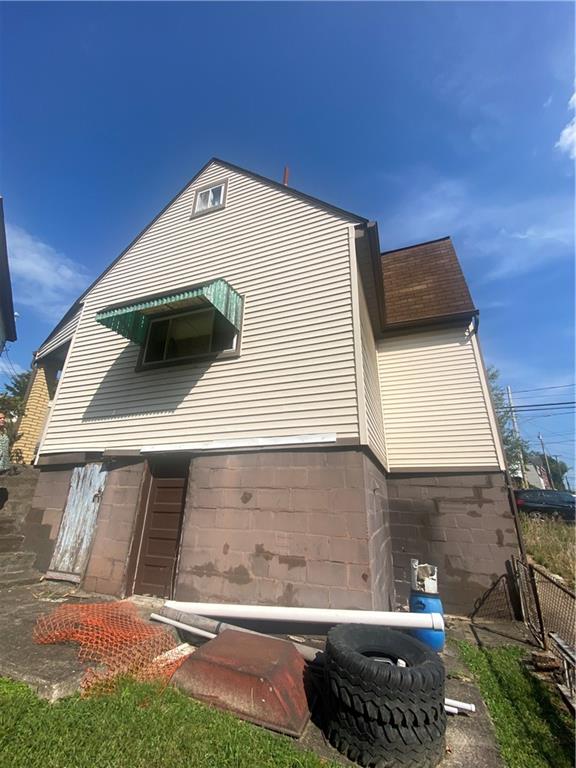 403 Bruce Street McKees Rocks, PA 15136 - Photo 19 of 20