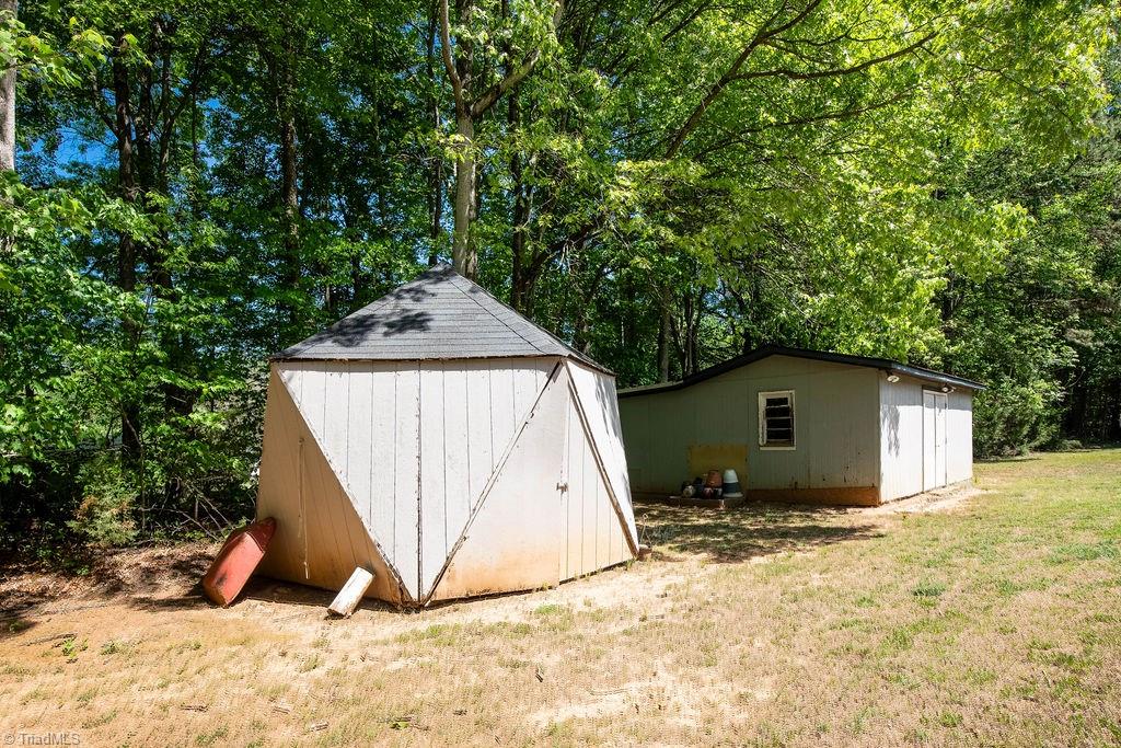 7234 Racine Road Pleasant Garden, NC 27313 - Photo 20 of 24 Gallery Image 20