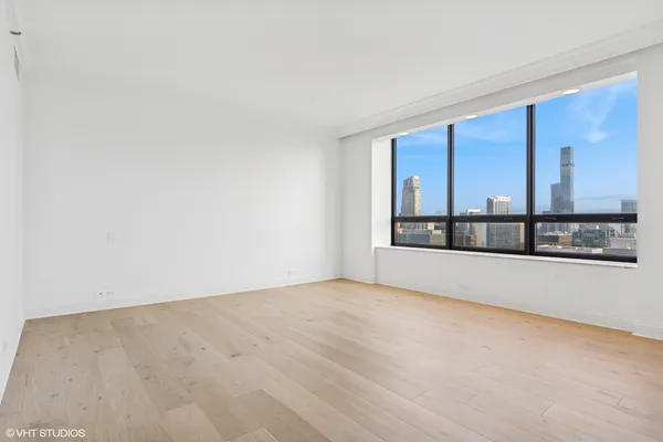 $1,999,000 | 180 East Pearson Street, Unit 3807, Chicago, IL 60611