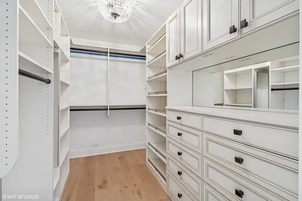 $1,999,000 | 180 East Pearson Street, Unit 3807, Chicago, IL 60611