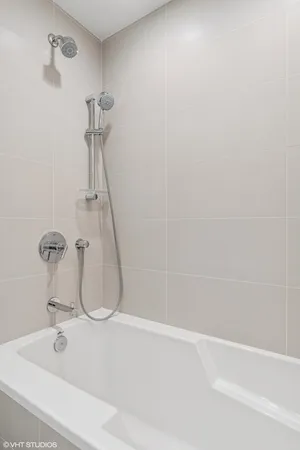 $1,999,000 | 180 East Pearson Street, Unit 3807, Chicago, IL 60611