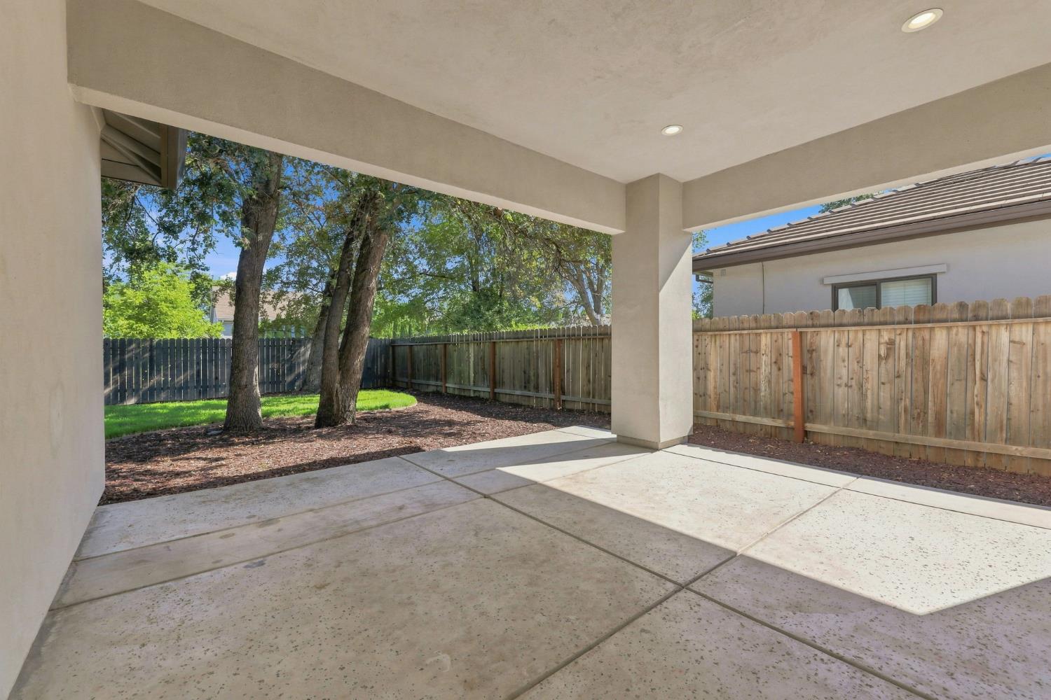 5027 Engle Road Carmichael, CA 95608 - Photo 61 of 71 Gallery Image 61