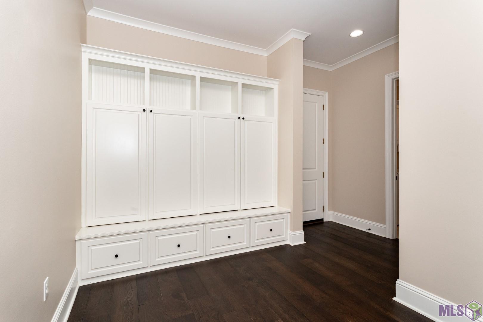 3114 Veranda Square Avenue Baton Rouge, LA 70810 - Photo 30 of 41 Mud Room
