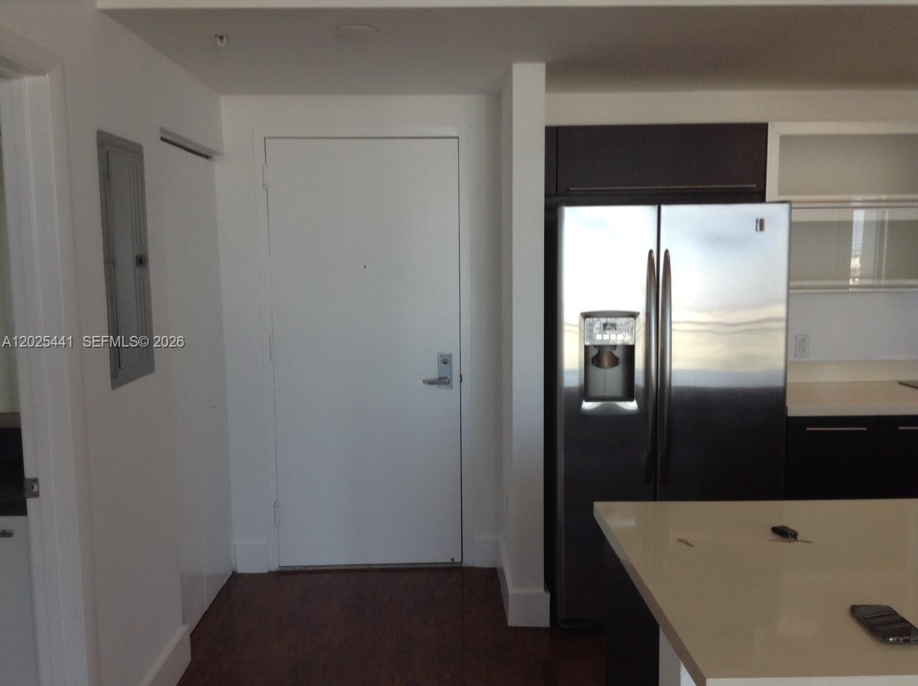 90 Southwest 3rd Street, Unit 3708 Miami, FL 33130 - Photo 4 of 13 a view of walk in closet