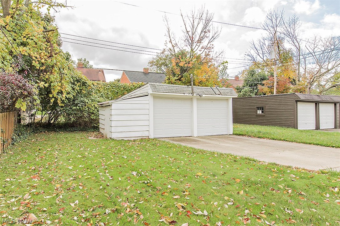4434 Baintree Road Cleveland, OH 44118 - Photo 30 of 31