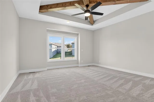 $729,900 | 7060 Yulich Court, Parkville, MO 64152