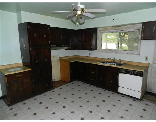1621 Hickory Road South Bend, IN 46635 - Photo 3 of 11 Gallery Image 3