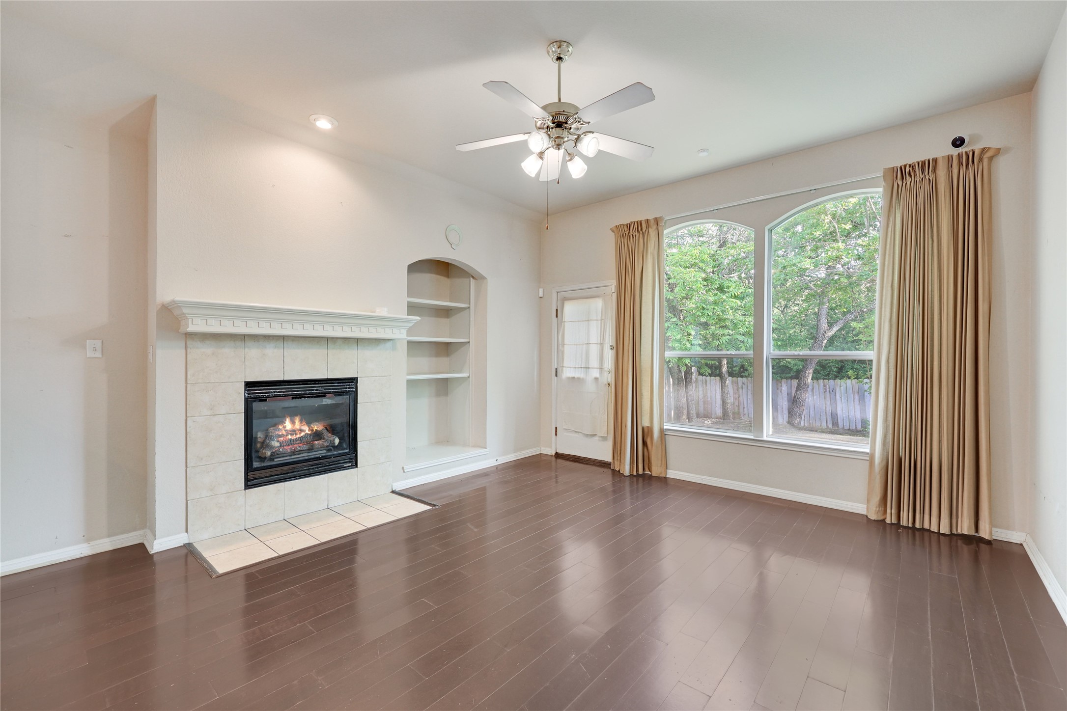 6815 Poncha Pass Austin, TX 78736 - Photo 9 of 32