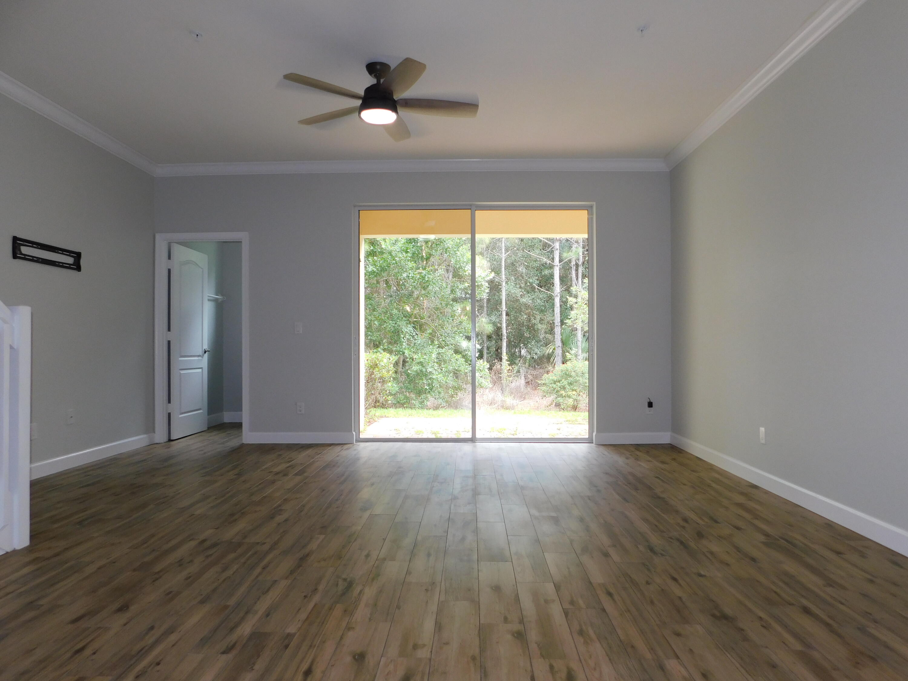 3091 Southwest Otter Lane Stuart, FL 34997 - Photo 3 of 28 Livingroom