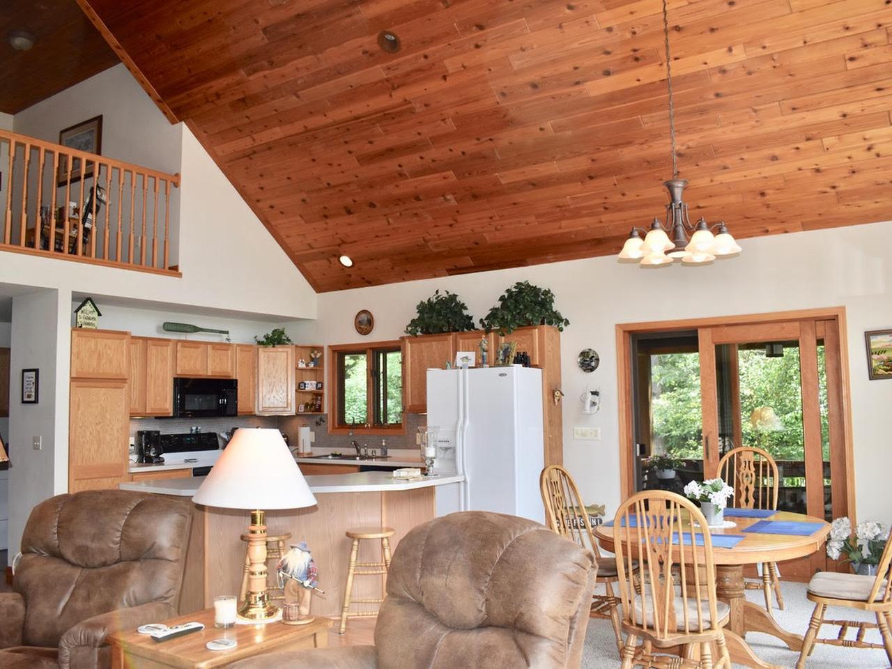 5641 West View Road Rhinelander, WI 54501 - Photo 8 of 57 Gallery Image 8