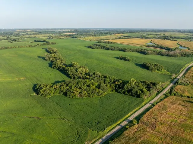 $1,736,300 | 350th Street, Barnard, MO 64423