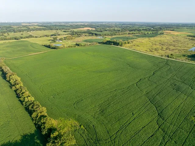 $1,736,300 | 350th Street, Barnard, MO 64423