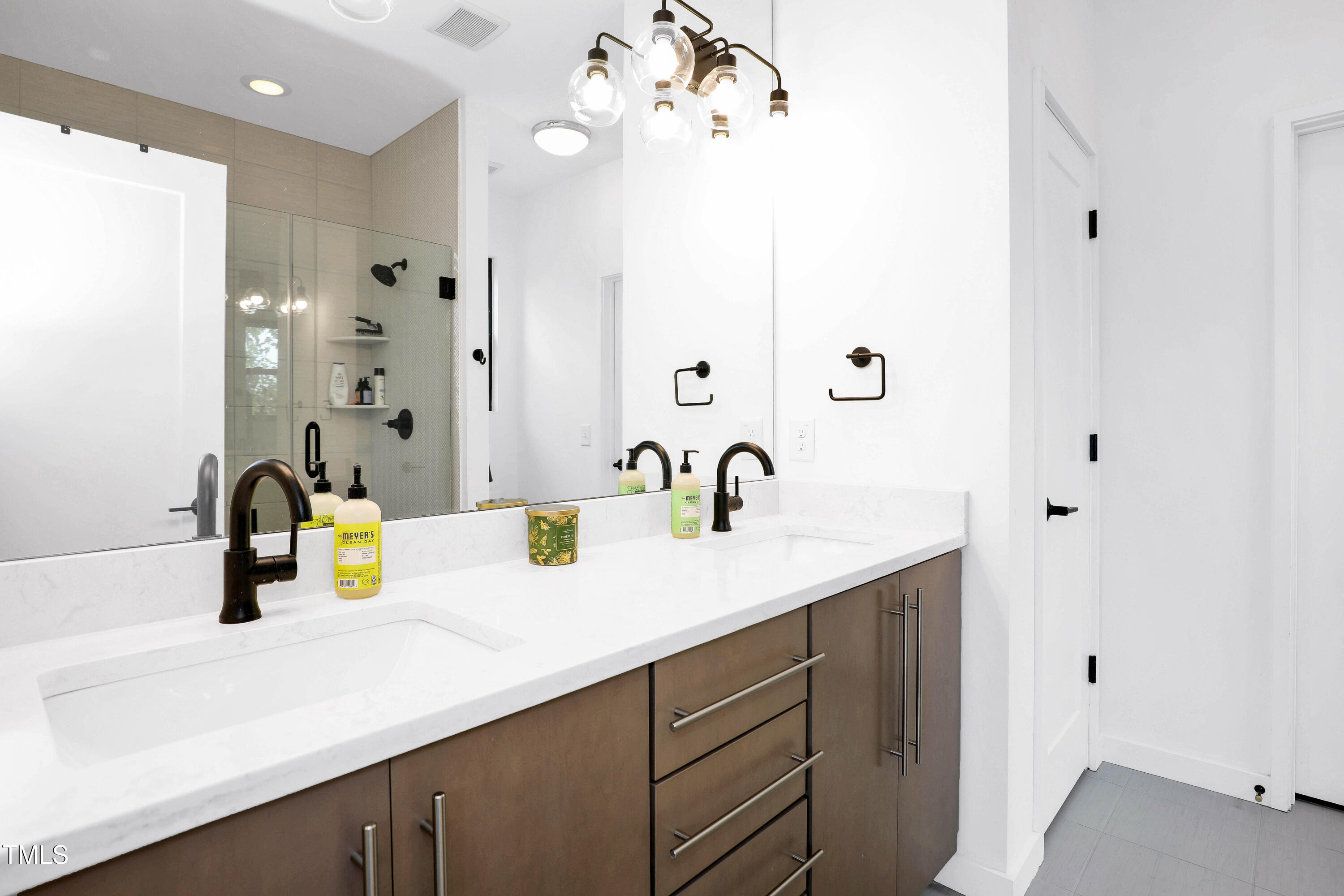 915 South State Street Raleigh, NC 27601 - Photo 26 of 51 26