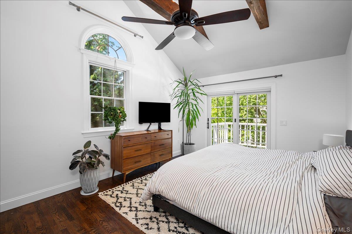 80 Maple Avenue Rye, NY 10580 - Photo 15 of 37 Primary Bedroom