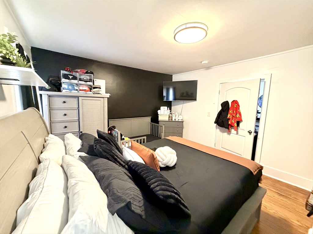 107 Tyler Street Springfield, MA 01109 - Photo 23 of 39