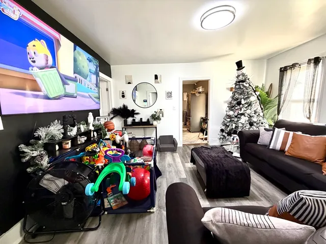 $409,900 | 107 Tyler Street, Springfield, MA 01109