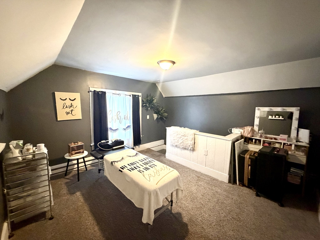 107 Tyler Street Springfield, MA 01109 - Photo 35 of 39