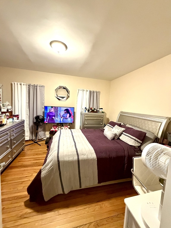 107 Tyler Street Springfield, MA 01109 - Photo 6 of 39