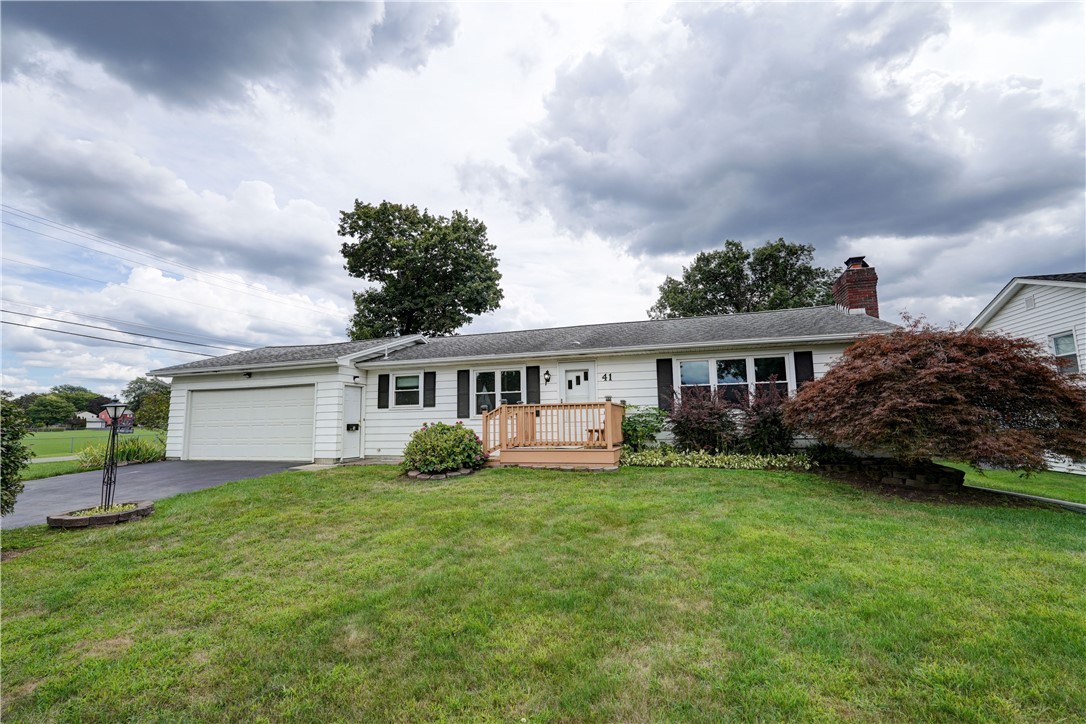 41 Ridge Castle Drive Irondequoit, NY 14622 - Photo 1 of 22